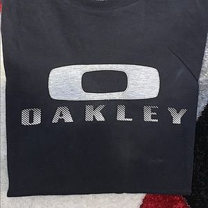 Black Oakley Tshirt